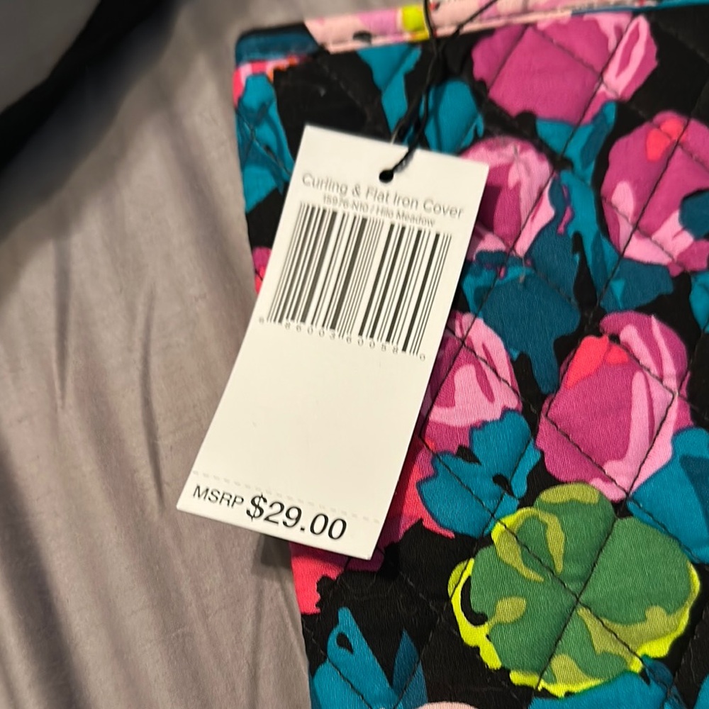 Vera Bradley - Picture 14 of 14